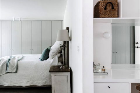 Luxico - Pearce Street - Hotel Accommodation 9