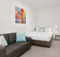 Melbourne Holiday Apartments Flinders Wharf - Hotel Accommodation