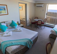 Newcastle Beach Hotel - Hotel Accommodation