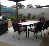 Numurkah Apartments - The Miekleljohn - Hotel Accommodation