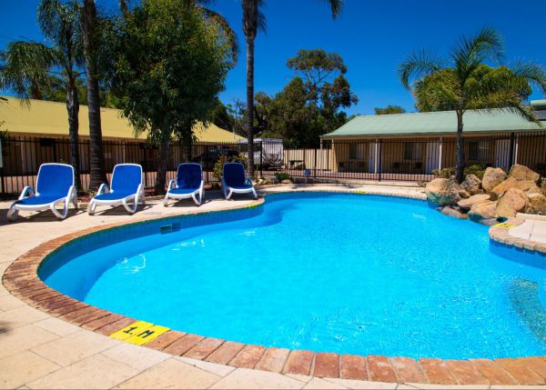 Orelia WA Hotel Accommodation