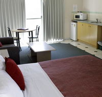 Rose Garden Motel - Hotel Accommodation