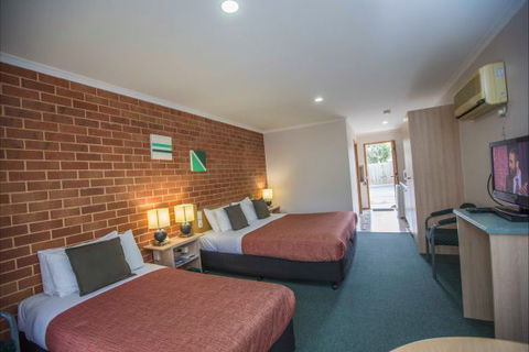 Rose Garden Motel - Hotel Accommodation 3
