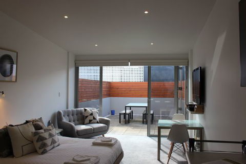 Sandy Bay Studio Apartment - Hotel Accommodation 0