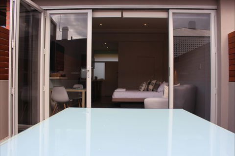 Sandy Bay Studio Apartment - Hotel Accommodation 4