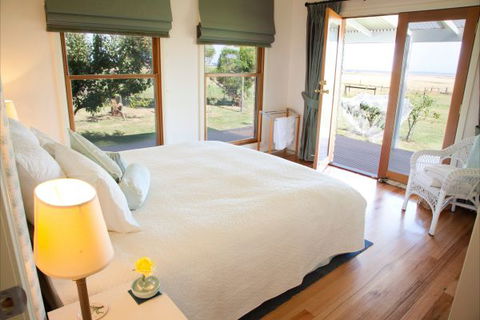 Sanctuary@Waratah - Hotel Accommodation 5