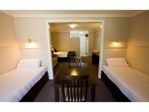 Snowy Mountains Resort And Function Centre - Hotel Accommodation 6