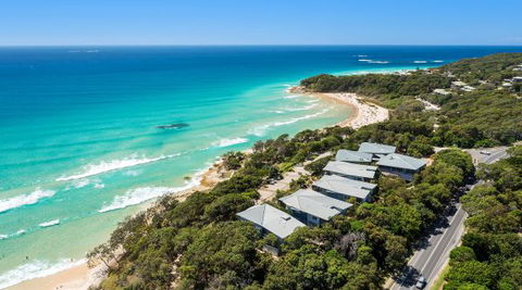 Stradbroke Island Beach Hotel | Spa Resort - Hotel Accommodation 1