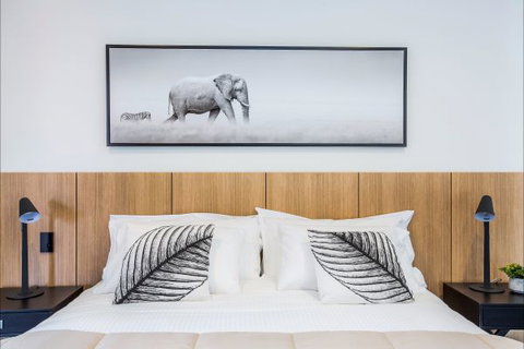 The Villas - Hotel Accommodation 5