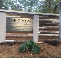 The Grove on Russell - Hotel Accommodation