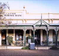 The Rising Sun Hotel - Hotel Accommodation