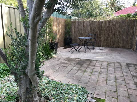 Townhouse On Deas - Hotel Accommodation 1