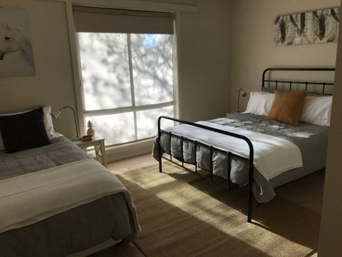 Townhouse On Deas - Hotel Accommodation 3