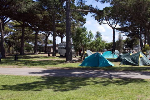 Torquay Foreshore Caravan Park - Hotel Accommodation 1