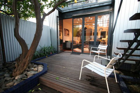 Two Five Zero / Richmond - Hotel Accommodation 8