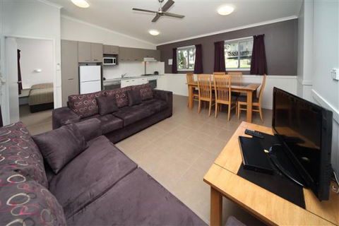 Ulladulla Headland Holiday Park - Hotel Accommodation 2