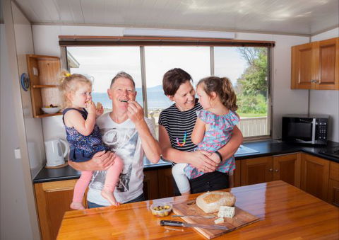 Yanakie Caravan Park - Hotel Accommodation 7