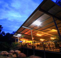 Emerald Springs Roadhouse - Hotel Accommodation