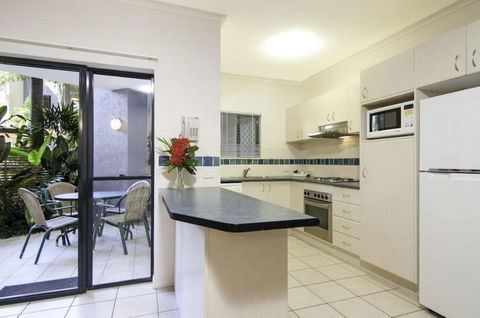 Bay Villas Resort Port Douglas - Hotel Accommodation 7