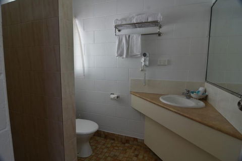 Billabong Motor Inn - Hotel Accommodation 5