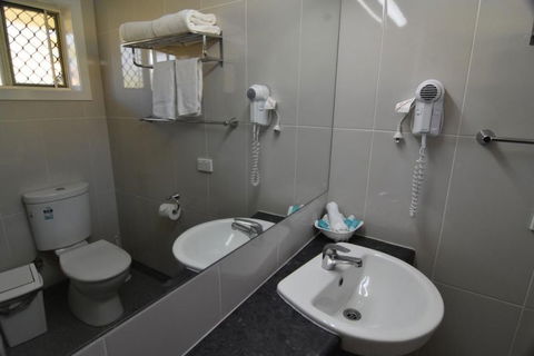 Billabong Motor Inn - Hotel Accommodation 15