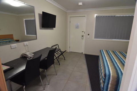 Billabong Motor Inn - Hotel Accommodation 16