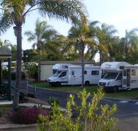 Australiana Top Tourist Park - Hotel Accommodation