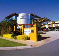Australis Noosa Lakes - Hotel Accommodation
