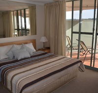 Avoca Palms Resort Apartments - Hotel Accommodation