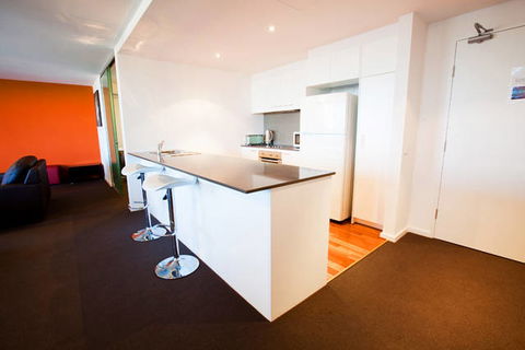 B7 Honeysuckle Apartments - Hotel Accommodation 2