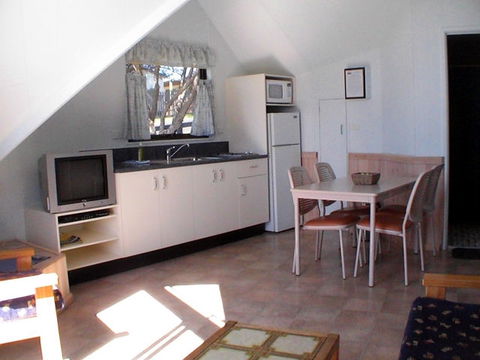 Beach Cabins Merimbula - Hotel Accommodation 1