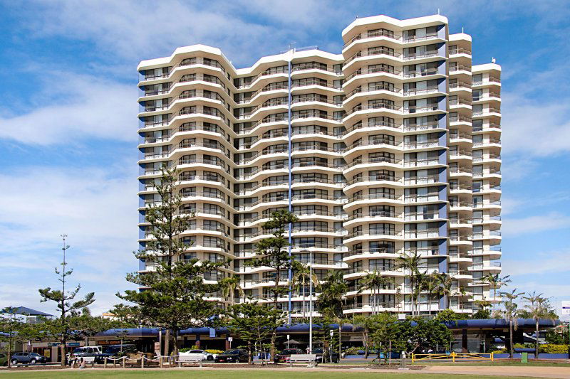 Rainbow Bay QLD Hotel Accommodation