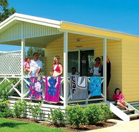 Beachfront Holiday Resort - Hotel Accommodation