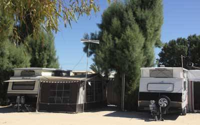 Blue Dolphin Caravan Park & Holiday Village - Hotel Accommodation 3