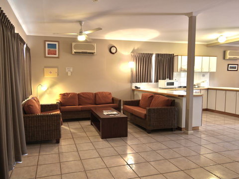 Cable Beachside Villas - Hotel Accommodation 0