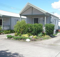 Caboolture River Caravan Park - Hotel Accommodation