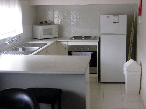 Carnegie Motor Inn - Hotel Accommodation 2