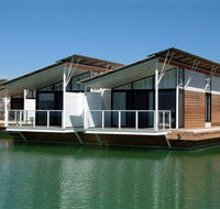 Caves Beachside Resort Hotel - Hotel Accommodation