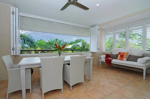 Cayman Villas Port Douglas - Hotel Accommodation 4