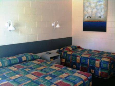 Central Point Motel - Hotel Accommodation 2