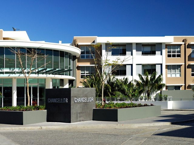Varsity Lakes QLD Hotel Accommodation