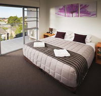 Charlestown Executive Apartments - Hotel Accommodation