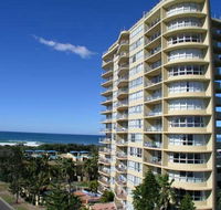 Chateau Royale Beach Resort - Hotel Accommodation