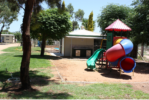 Cobdogla Station Caravan Park - Hotel Accommodation 2