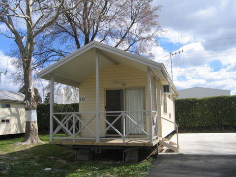 Colour City Caravan Park - Hotel Accommodation 4