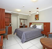 Comfort Inn and Suites Burwood - Hotel Accommodation