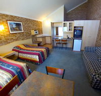 Country Gardens Motor Inn - Hotel Accommodation