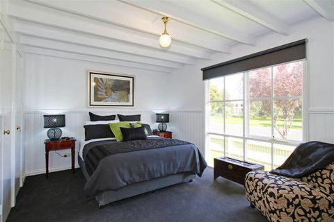 Creek Cottage Bed & Breakfast - Hotel Accommodation 1