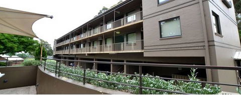 Crown Hotel Motel - Hotel Accommodation 1