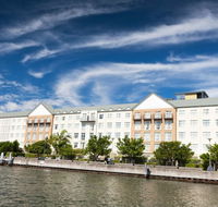 Crowne Plaza Newcastle - Hotel Accommodation